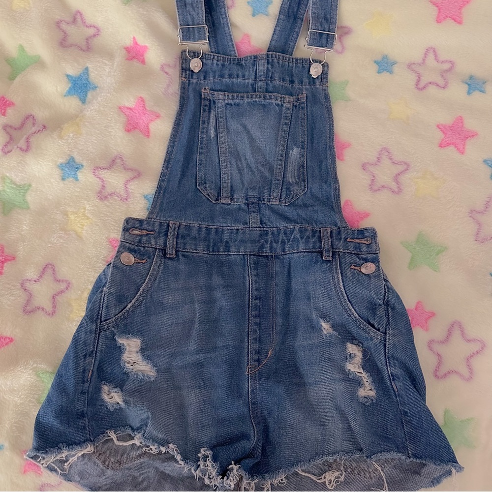 overall jean shorts